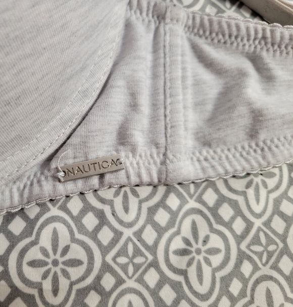 Nautica T-Shirt Bra and 1 Leopard Print Bra (brand unknown) 38C Day & Night! - Picture 3 of 4